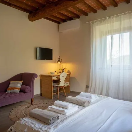 Bed & Breakfast Alba Morus Bed E Breakfast Sentiti A Casa Nel Cuore Della Toscana Arezzo