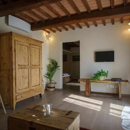 Alba Morus Bed E Breakfast Sentiti A Casa Nel Cuore Della Toscana Bed & Breakfast Arezzo