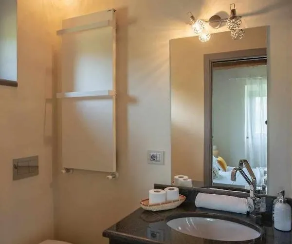 Bed & Breakfast Alba Morus Bed & Breakfast, Sentiti A Casa Nel Cuore Della Toscana 4*